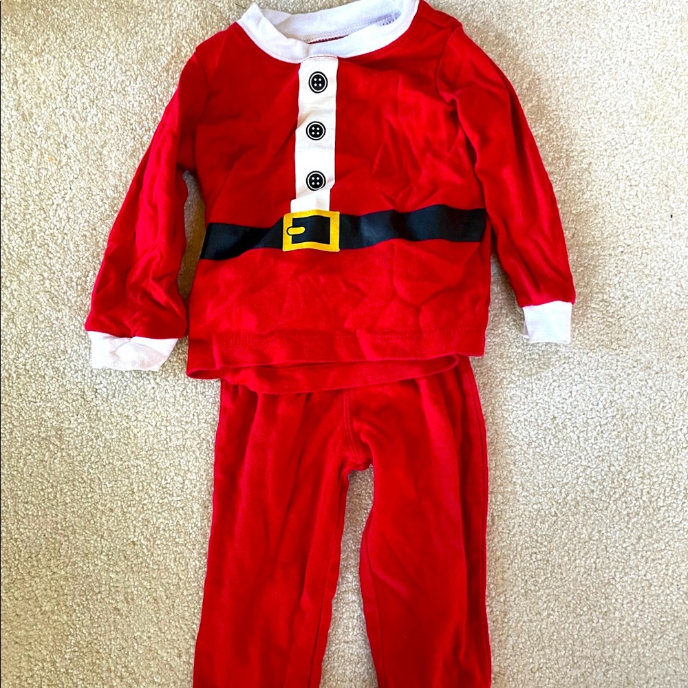 4 sets! 6-9 month Christmas pajamas